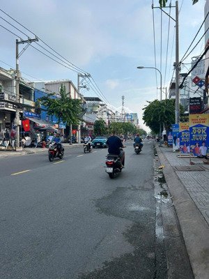 mặt tiền kinh doanh siêu đẹp, nguyễn ảnh thủ, hóc môn, 8m x 24m, giá chỉ nhỉnh 10 tỷ