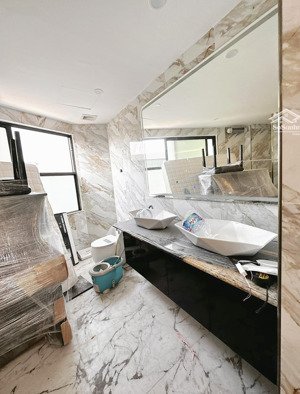 cho thuê căn hộ dịch vụ đường bưởi, vĩnh phúc, ba đình, hà nội, 16 triệu/th, 100 m2, giá cực chất