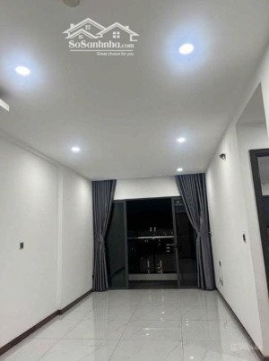 cần cho thuê cc him lam chợ lớn dt 97m2,2pn giá 10tr/thag chi tiết lh : 0901416964 hân