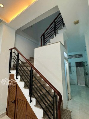 nhà mới đẹp hẻm thông 6m đường phạm văn chí q. 6