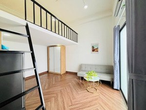 căn hộ có gác new 100% máy giặt riêng ngay vòng xoay lê đại hành
