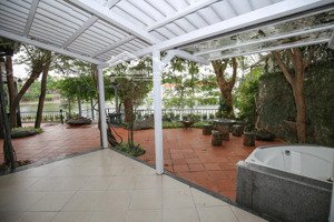 biệt thự đẹp nhìn ra hồ cho thuê phố từ hoa quận tây hồ hà nội