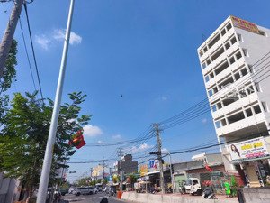 bán rẻ 218m2 đất ở không lộ giới mặt tiền đường nguyễn cửu phú xã tân kiên, bình chánh, giá 20 tỷ.