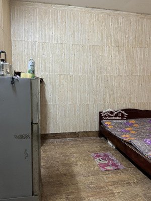 nhà có phòng tầng 1 cho thuê. cách chân cầu chương dương 200m. đủ nội thất