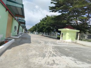 cho thuê gấp kho xưởng mới xây dựng xong tại ấp bình tiền xã đức hòa tỉnh long an