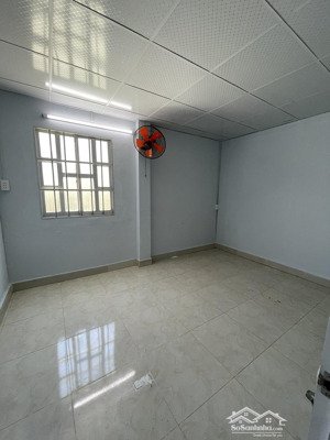 nhà hẻm 160 nguyễn văn quỳ, phú thuận, giá 10 triệu, 5pn