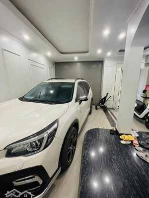 bán nhà liền kề bắc linh đàm 70m 6 tầng,mặt tiền 6.2m, 25.5 tỷ.ga ra ô tô,thang máy,kinh doanh.