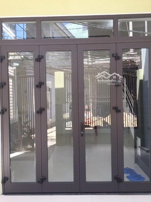 chủ cần bán gấp nhà mặt tiền tôn thất tùng. dt lớn 104m2, ngang 4,5m