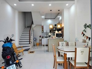 nhà 4 tầng lý thường kiệt 40m2 (4x10)m nhà mới - giáp cư xá lữ gia