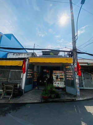 chính chủ cần bán gấp giá cả thương lượng. lh 0817712111