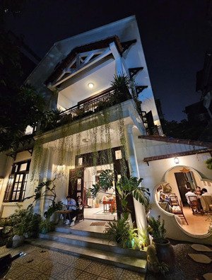 góc villa sân vườn con hẻm văn phòng cạnh cầu vượt ba tháng hai