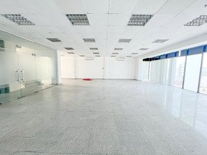 sàn văn phòng đường 3/2, phường 14, quận 10. diện tích từ 50-200m2, giá: 45 triệu/tháng