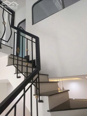 Cc cần bán nhà 3 tầng kiệt oto đường Hoà An 7, TT Bến Xe, giá chỉ nhỉnh 3 tỷ.