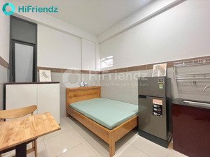 phòng trọ full nội thất ngay cầu kênh tẻ chỉ cần xách vali vào ở
