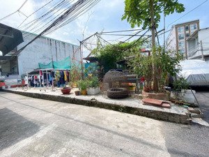 đất ngay sát chung cư long thành cách mặt đường lê duẩn 600m. 70m2/2ty7 full thổ đường oto sổ sẵn