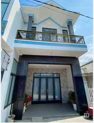 siêu hot ! bán nhà 2 tầng 62,8m2 ngọc hiệp hẻm đường 23/10 nha trang giá chỉ 3ty2