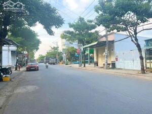 Nền mặt tiền đường Bùi Văn Hoành, cách Nguyễn Văn 100m