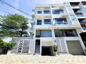 cho thuê villa đẹp góc 2mặt tiền vừa ở và kinh doanh - hẻm 1979 huỳnh tấn phát, dtsd 320m2 giá 25tr