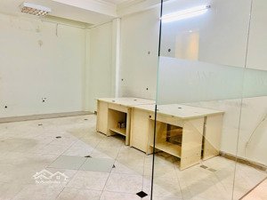nhà siêu hiếm gần sân bay - 1 hầm 4 tầng 7pn, chỉ 30tr/tháng - xem là thuê!