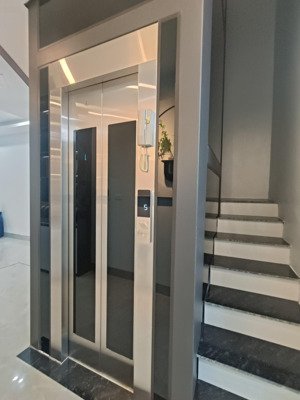 nhà thụy phương bắc từ liêm, 45m, 5 tầng thang máy, ô tô, kinh doanh.