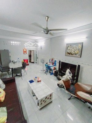 cho thuê nhà mới phan văn hân, p17 - 4 x 15m - 3 tầng - chỉ 12.5tr/tháng