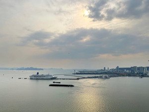 cần bán view biển cao tầng view vô cực giá tốt 2ty -0915551583
