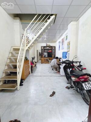  CHÍNH CHỦ BÁN NHÀ 2 TẦNG – TRƯƠNG HÁN SIÊU – P. ĐÔNG SƠN – GẦN CHUYÊN LAM SƠN – GIÁ CHỈ 1,55 TỶ 