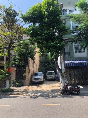 cần bán gấp lô đất mặt tiền đường tố hữu vị trí kinh doanh