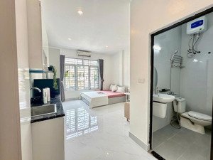 cho thuê phòng studio có ban công, đầy đủ nội thất giá 5,5 triệu, tại trung kính, cầu giấy, hà nội