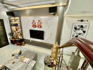 nhà 3 tầng mặt ngõ cực nông dư hàng tặng full nội thất