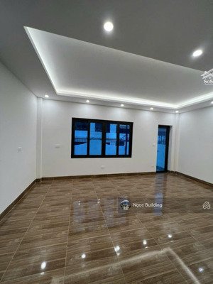 chính chủ cần cho thuê gấp căn hộ chung cư cao cấp 17t trung hòa nhân chính, giá 16 triệu