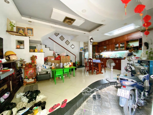 bán nhà lê văn sỹ, phường 2, tân bình cách mặt tiền 1 căn