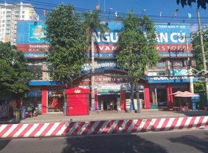 cho thuê mặt bằng cực đẹp tại số 520 huỳnh tấn phát, quận 7, 1 trệt, 2 lầu, vị trí đắc địa