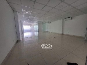 chính chủ cho thuê building ốp kính, con đường huyết mạch nguyễn văn trỗi, tân sơn nhất, hầm 8lầu