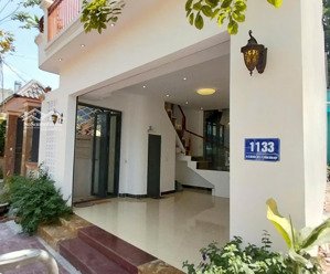 nhà mặt phố lê chí dân, 6x15m, full nội thất giá cực sốc chỉ 3.6 tỷ, sổ đỏ chính chủ giao dịch nhan