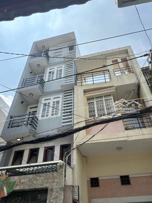 nhà đẹp phú nhuận, khu phân hxh, 85m2, 5 tầng btct, 4,1m*20,1m 9pn, 11 wc , dòng tiền 35 triệu