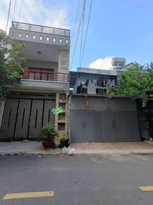 bán nhà hẻm vip khu căn cứ lam sơn lê thị hồng, gò vấp. dt 5x20m, nở hậu, 2tấm, hxh 10m, giá 12tỷ