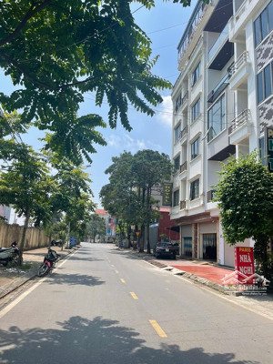 bán nhà 4 tầng mặt tiền kinh doanh, khu hoà vượng, tp nam định, lh 0966661199