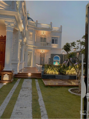 chủ nhà cần tiền bán căn biệt thự 400m đất nhà đẹp giá 19.8 tỷ 0902454669