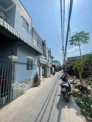 chủ gửi 4 nền liền kề hẻm liên tổ 3 - 4 nguyễn văn cừ giá tốt vị trí đẹp