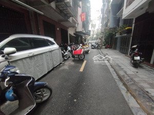 chính chủ bán nhà tập thể khu phân lô đầm trấu 79m2 dưới 4.8 tỷ