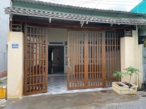 bán nhà mặt tiền sổ hồng riêng giá tốt