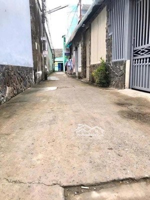 bán nền thổ cư diện tích rộng đối diện siêu thị metro đường nguyễn văn linh kế bến xe 91b cũ