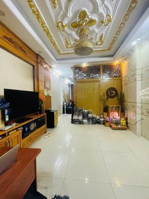 nhà mới 4 tầng hẻm nhựa 7m gần bà quẹo, 4.2x20m giá 8.9 tỷ