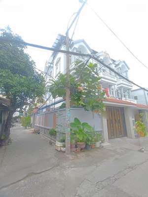 chính chủ cho thuê nhà 3 lầu 4pn. 5wc hẻm đường lý tế xuyên. linh đông. tp thủ đức