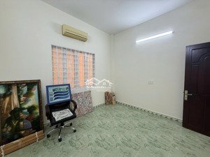 bán nhà ba vân dt:4x17, 3 tầng, p14, tân bình