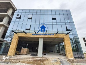 cho thuê nhà mặt đường 359, phố mới, tân dương, thủy nguyên, mặt tiền 20m, dt 700m2 thông sàn đẹp