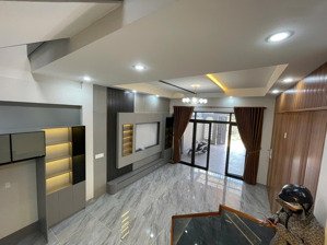 bán nhà 1 mê kiên cố hẻm chính trường chinh, pleiku ô tô vào tận nhà, giá chỉ 2.6 tỷ