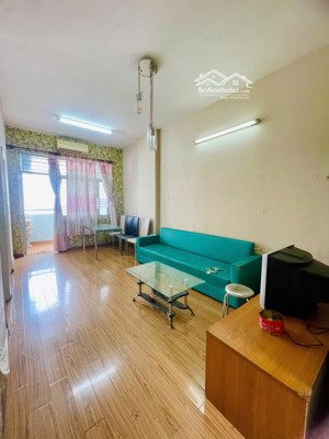chung cư phú thọ, ngay vòng xoay lê đại hành, có sổ hồng, nhà tiện decor lại mới cho chủ mới