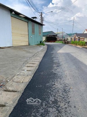 chính chủ cần cho thuê kho mặt tiền đường cù chính lan, phường 8, tp. đà lạt 500m2 giá tốt